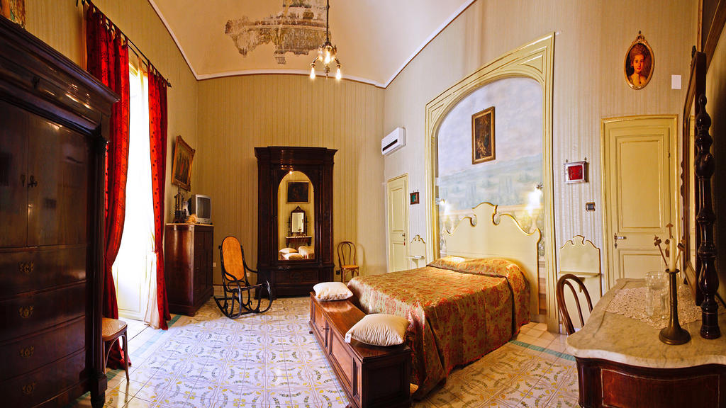 Casa Barone Agnello Apartment เชฟาลู ภายนอก รูปภาพ